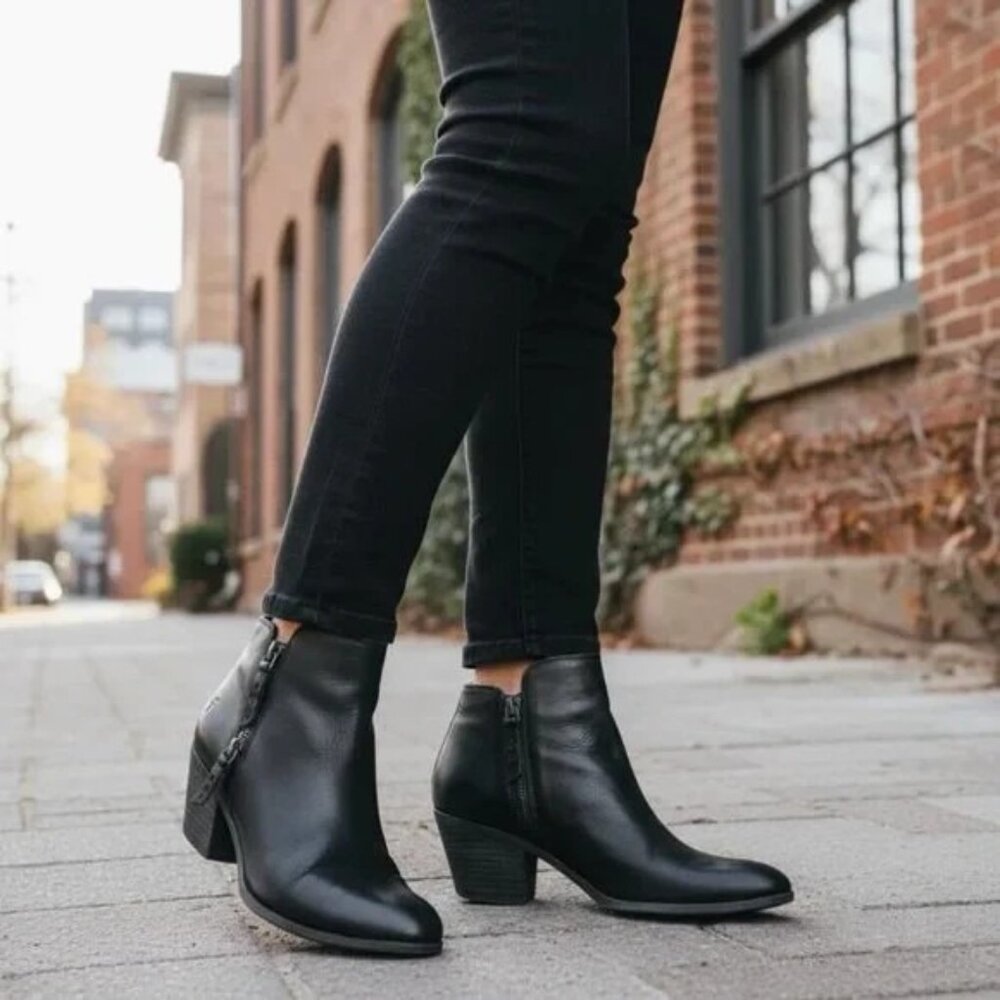 Frye Judith Double Zip Ankle Boots Size 8 M Black Leather Heeled Booties FR40838 - Picture 2 of 12